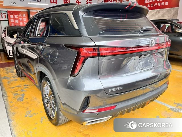 Chang'an CS75 PLUS 2022 Темно-серый из Китая, фото 5