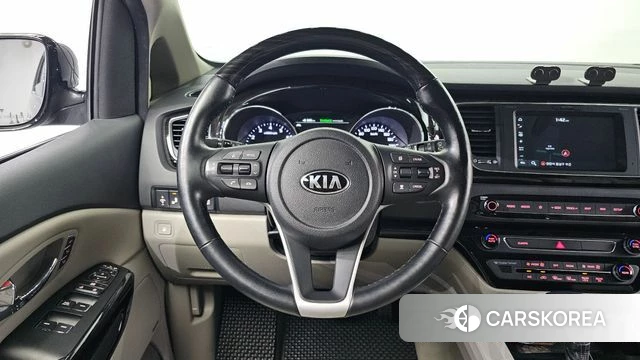 Kia The New Carnival 2018 Серый из Кореи, фото 5