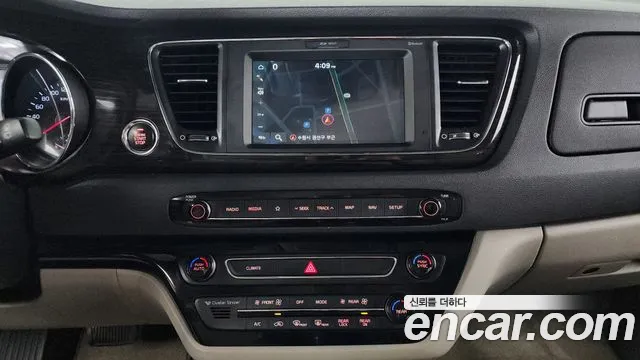 Kia The New Carnival id 2712325 из Кореи 5