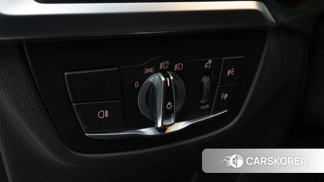 BMW X3 (G01) 2023 Цвет галактики из Кореи, фото 5