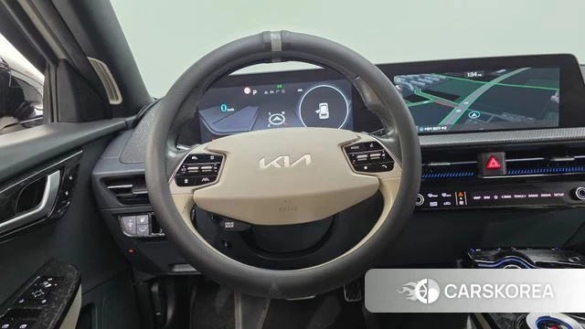 Kia EV6 2022 Жемчужный цвет из Кореи, фото 5
