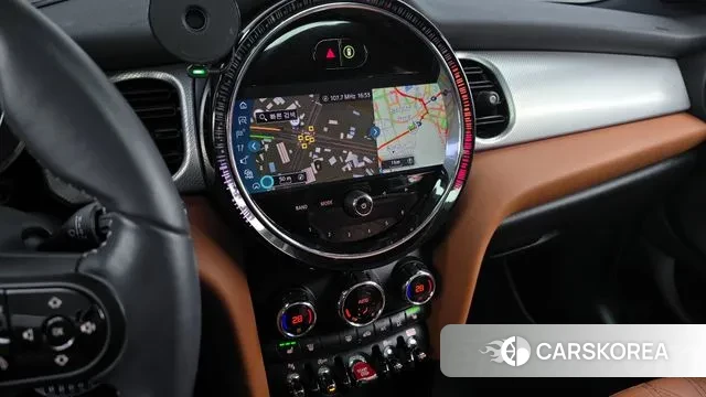 Mini Cooper 2021 Зеленый из Кореи, фото 5