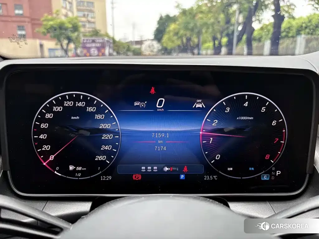 Mercedes-Benz GLC 2026 Silver/gray из Китая, фото 5