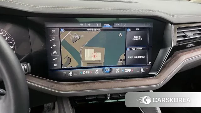 Volkswagen Touareg 3rd generation 2022 Белый из Кореи, фото 5