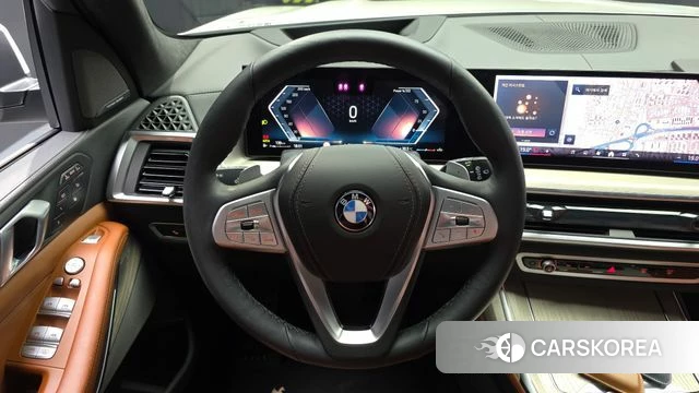 BMW X7 (G07) 2025 Белый из Кореи, фото 5