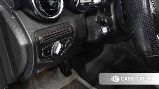 Mercedes-Benz GLC-Class X253 2018 Черный из Кореи, фото 5