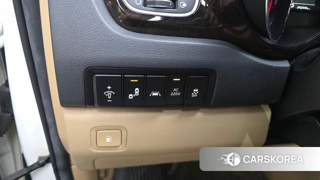 Kia The New Carnival 2018 Белый из Кореи, фото 5
