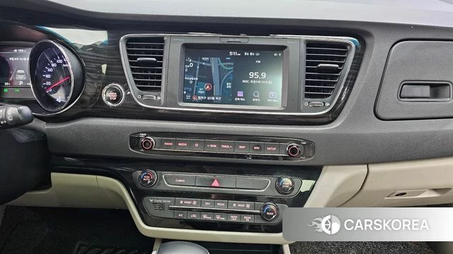 Kia The New Carnival 2019 Серый из Кореи, фото 5