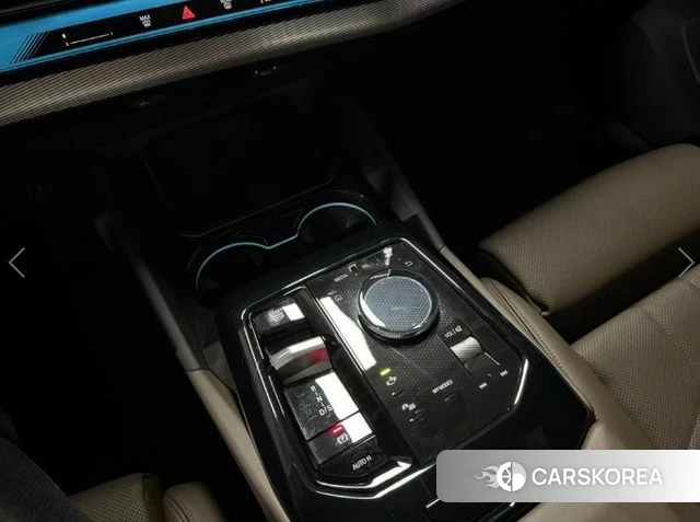 BMW 5 Series (G60) 2026 Черный из Кореи, фото 5