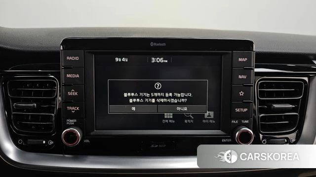 Kia Stonic 2019 Белый из Кореи, фото 5