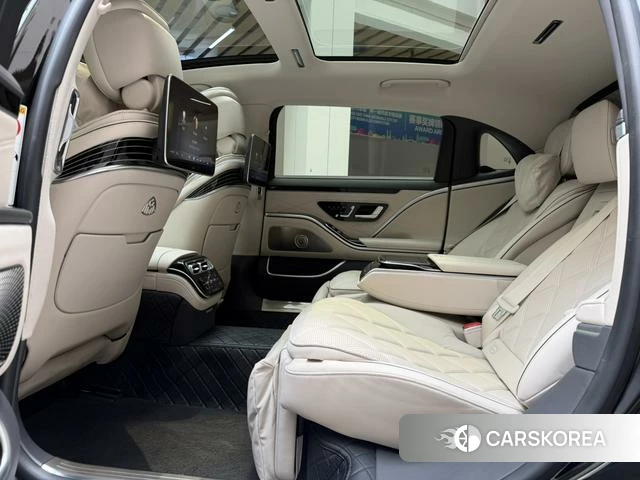 Mercedes-Benz Maybach S-class 2024 Черный из Китая, фото 5