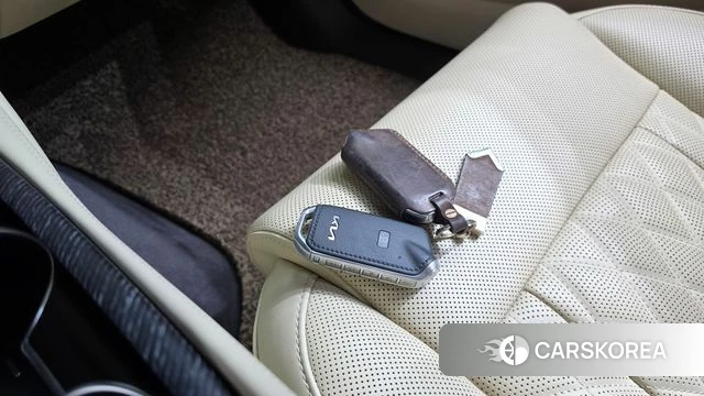 Kia The New K9 2nd generation 2021 Белый из Кореи, фото 5