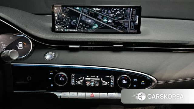 Genesis GV70 2023 Белый из Кореи, фото 5