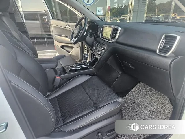 Kia Sportage The Bold 2021 Белый из Кореи, фото 5