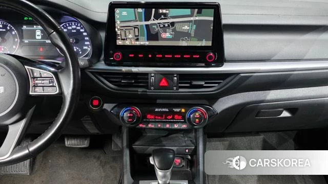 Kia The New K3 2nd generation 2022 Белый из Кореи, фото 5