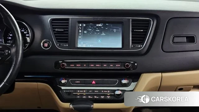 Kia All New Carnival 2018 Белый из Кореи, фото 5