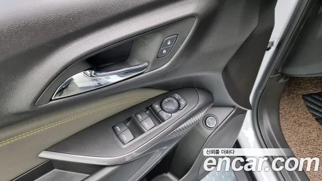 Chevrolet (GM Daewoo) Trax Crossover 2024 Белый из Кореи, фото 5