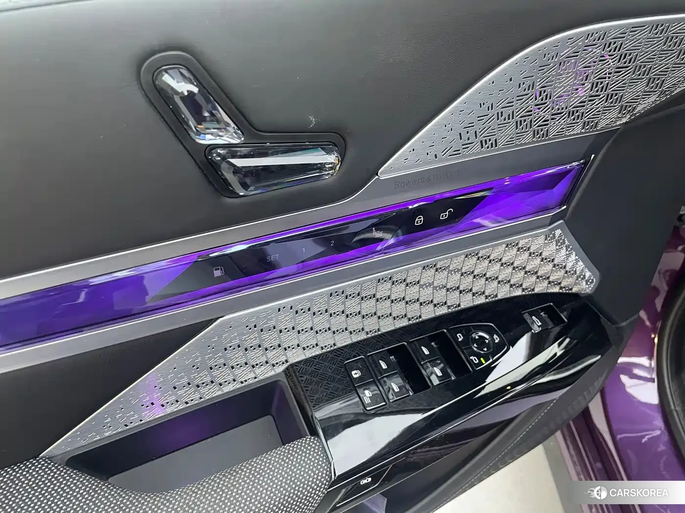 BMW M760Le 2023 Red/purple из Китая, фото 5