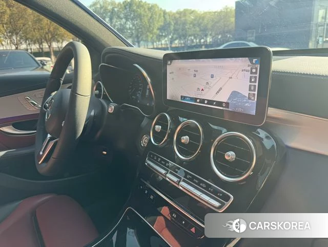 Mercedes-Benz GLC Coupe 2023 Белый из Китая, фото 5