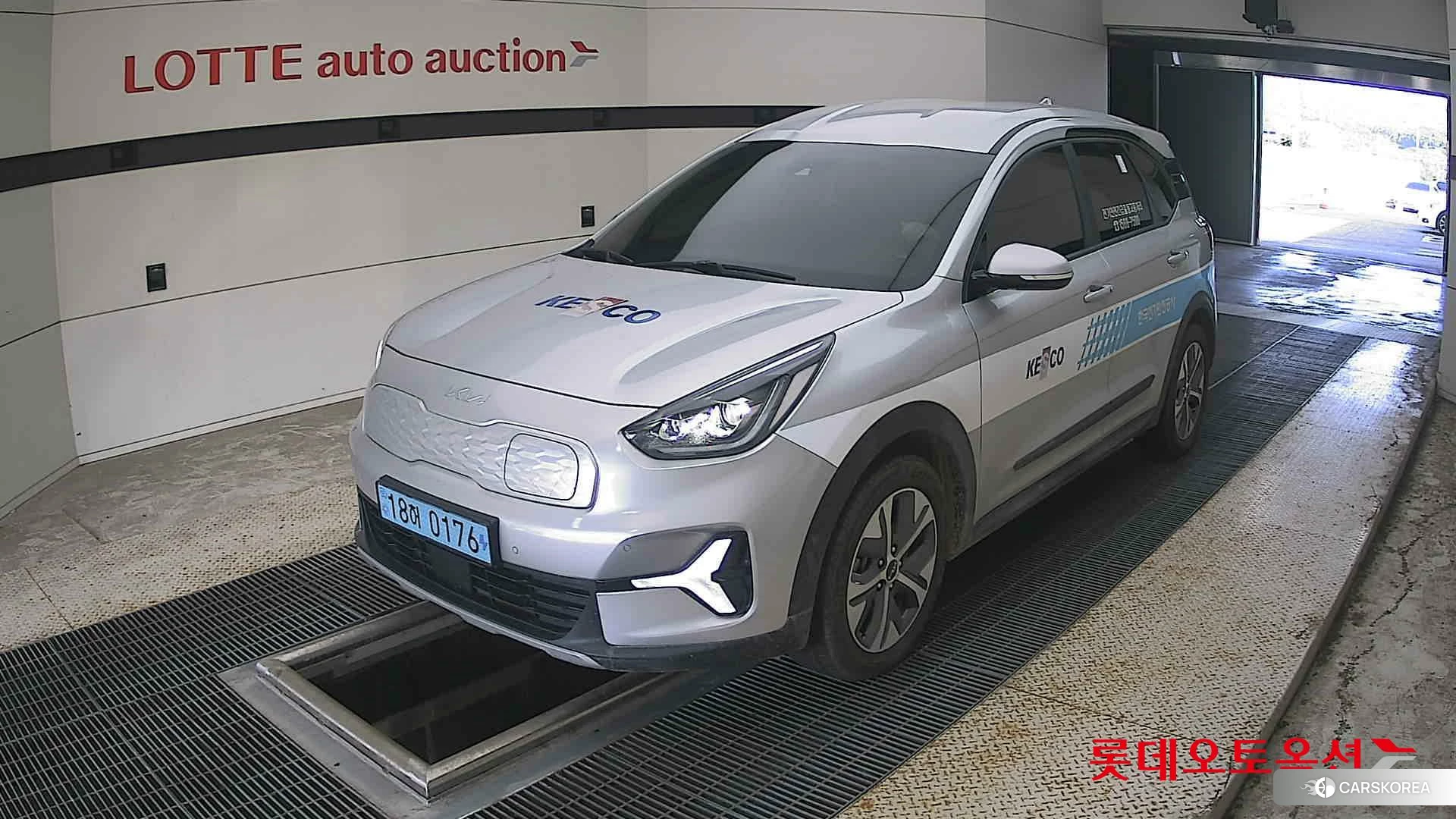 Kia Niro Plus 2023 Sparkling Silver из Кореи, фото 5