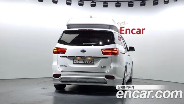 Kia The New Carnival 2018 Белый из Кореи, фото 5