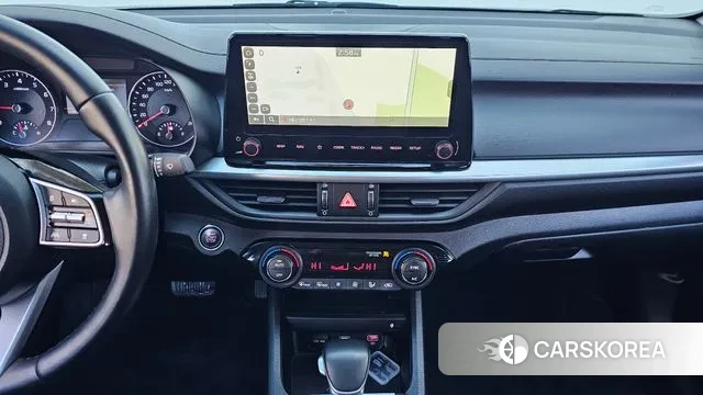 Kia The New K3 2nd generation 2021 Белый из Кореи, фото 5