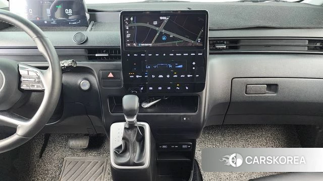 Hyundai Staria 2022 Белый из Кореи, фото 5