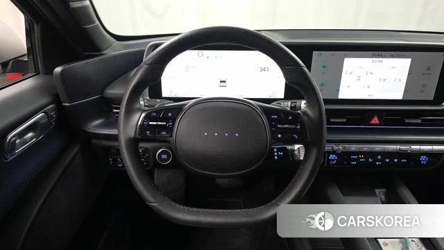 Hyundai Ionic 6 2023 Серебристо-серый из Кореи, фото 5