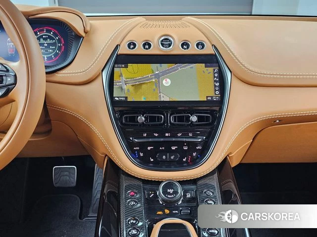 Aston Martin DBX 2023 Белый из Кореи, фото 5