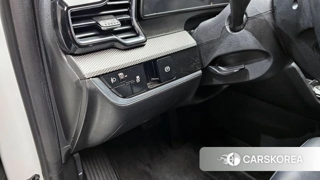 Kia Sportage 5th Generation 2022 Белый из Кореи, фото 5