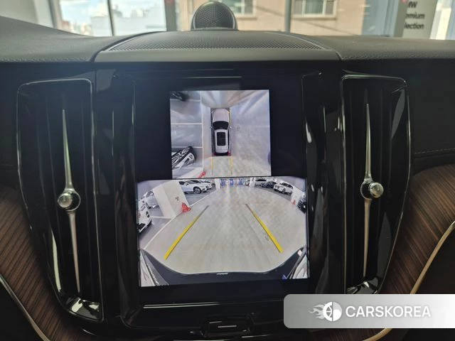 Volvo XC60 second Generation 2025 Черный из Кореи, фото 5