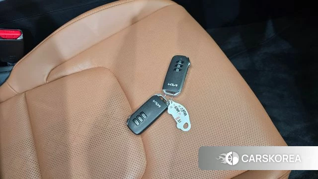 Kia Sportage 5th Generation Hybrid 2022 Черный из Кореи, фото 5