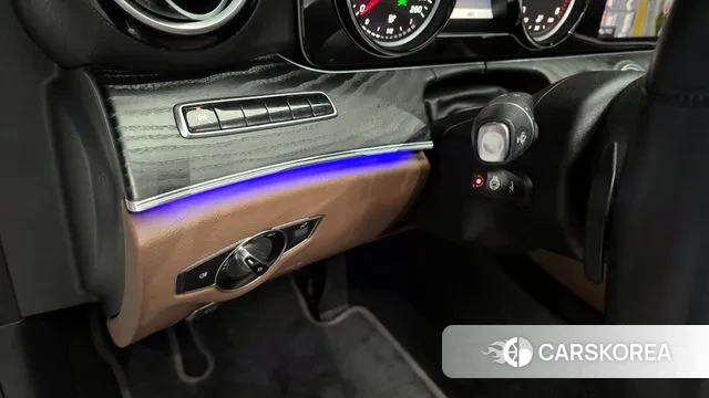 Mercedes-Benz E-Class W213 2020 Белый из Кореи, фото 5