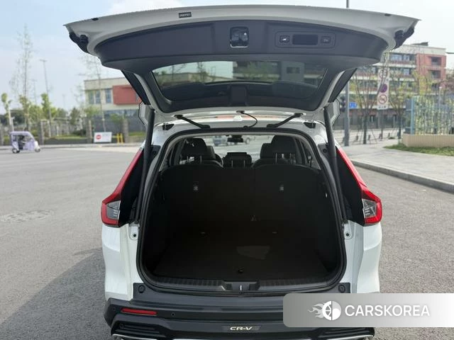 Honda CR-V 2023 Белый из Китая, фото 5