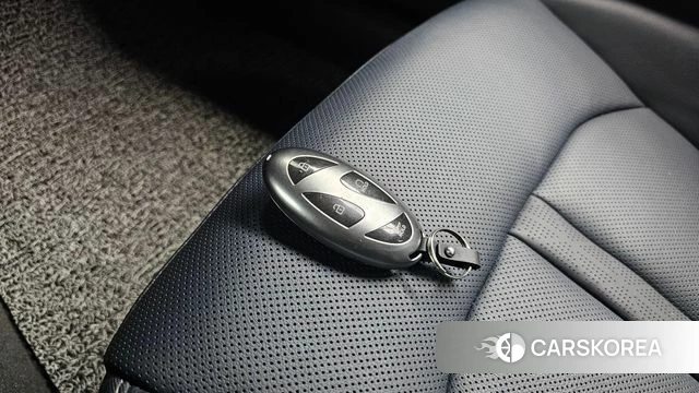 Hyundai Sonata D Edge Hybrid (DN8) 2023 Серебряный из Кореи, фото 5
