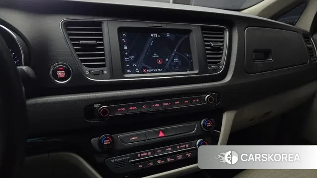 Kia The New Carnival 2018 Белый из Кореи, фото 5