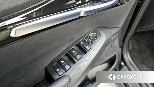 Kia Seltos 2022 Черный из Кореи, фото 5