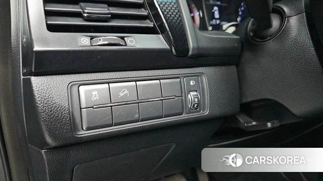 Ssangyong Rexton Sports 2021 Серебристо-серый из Кореи, фото 5