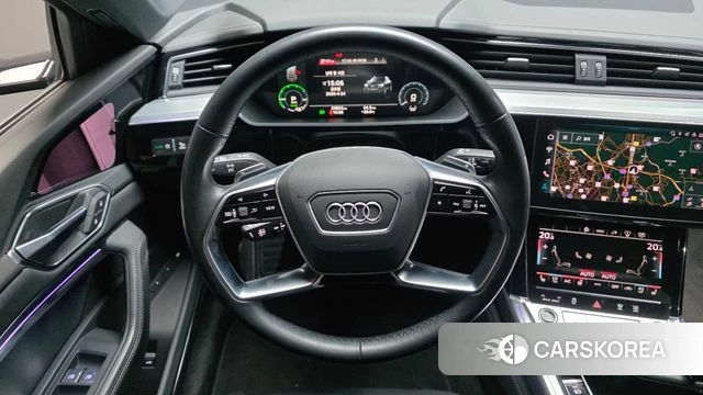 Audi e-Tron 2022 Черный из Кореи, фото 5