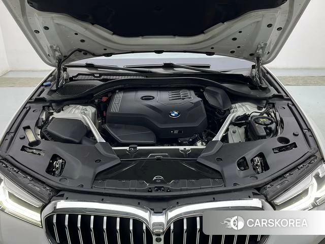 BMW 5 series (imported) 2020 Белый из Китая, фото 5