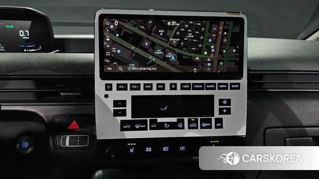 Hyundai Staria 2022 Белый из Кореи, фото 5