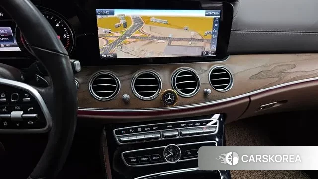 Mercedes-Benz E-Class W213 2019 Черный из Кореи, фото 5