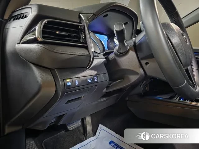 Toyota Camry (XV70) 2023 Песочный из Кореи, фото 5