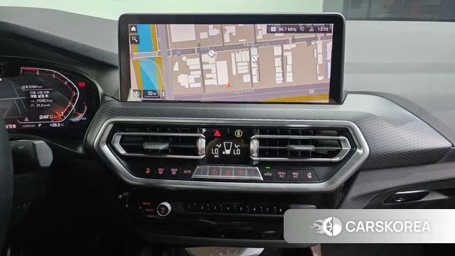 BMW X4 (G02) 2023 Белый из Кореи, фото 5