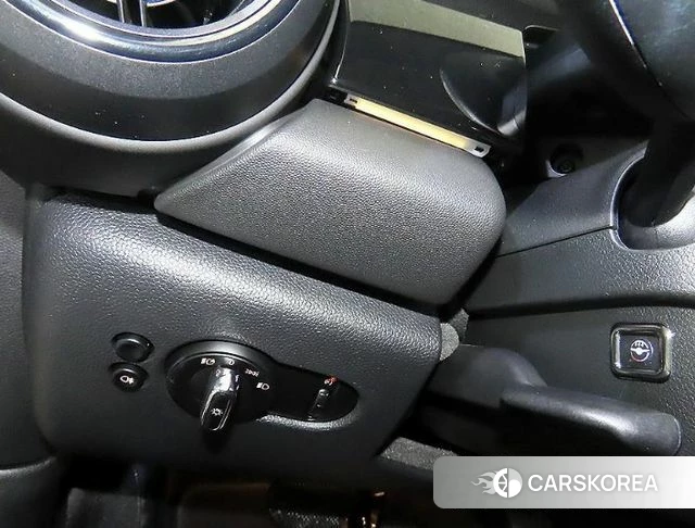 Mini Cooper 2023 Черный из Кореи, фото 5