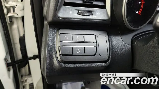 Ssangyong Tivoli Armor 2018 Белый из Кореи, фото 5