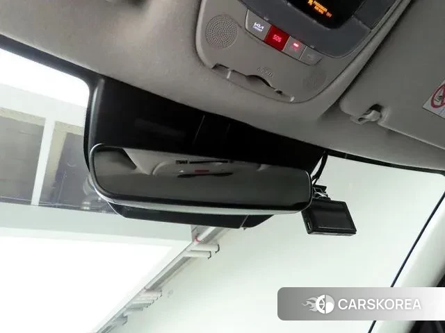 Kia Di Ol Nu Niro 2023 Черный из Кореи, фото 5