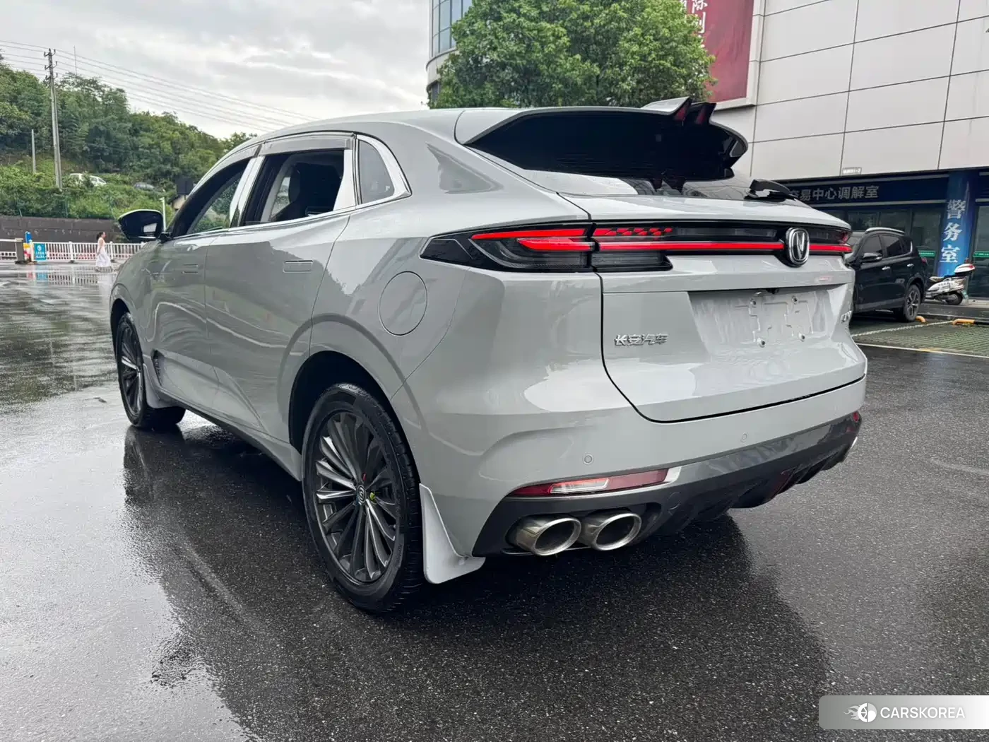 Chang'an UNI-K 2021 Silver/gray из Китая, фото 5