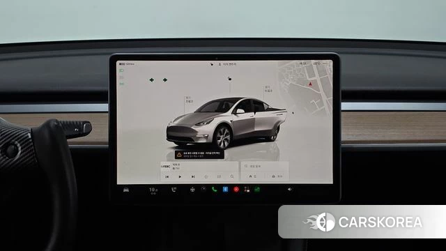 Tesla Model Y 2023 Белый из Кореи, фото 5