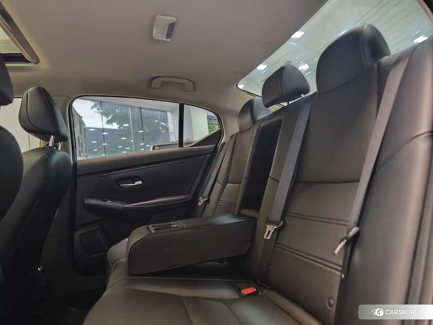 Nissan Sylphy 2022 Silver/gray из Китая, фото 5